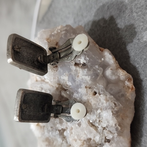 Vintage Geometric Rhinestone Clip-On Earrings | Brutalist Mid-Century Style - Picture 4 of 4